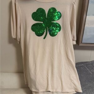 Sequin Shamrock Short Sleeve Tee - Cream